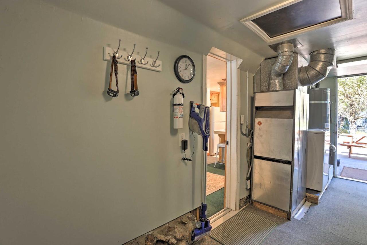 The Knotty Pine Cottage In Big Bear, 4 Mi To Ski Big Bear City Ngoại thất bức ảnh